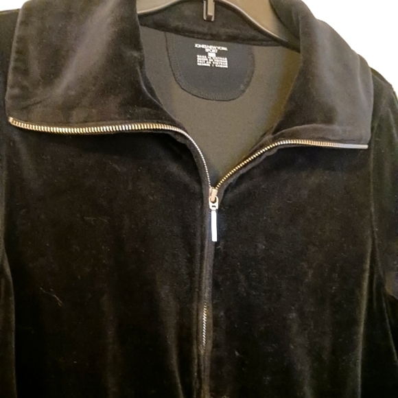 Black Velour Soft And Cozy Zip Up Jacket Retro - Picture 1 of 14